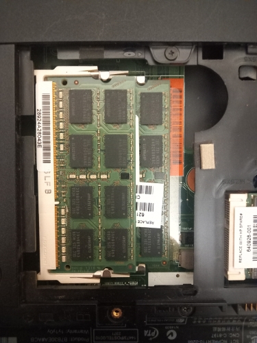 Фото Пам'ять для ноутбуків Samsung 4 GB SO-DIMM DDR3 1600 MHz (M471B5273CH0-CK0) від користувача formicron